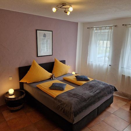 Platten Weingut U. Gaestehaus Becker מראה חיצוני תמונה