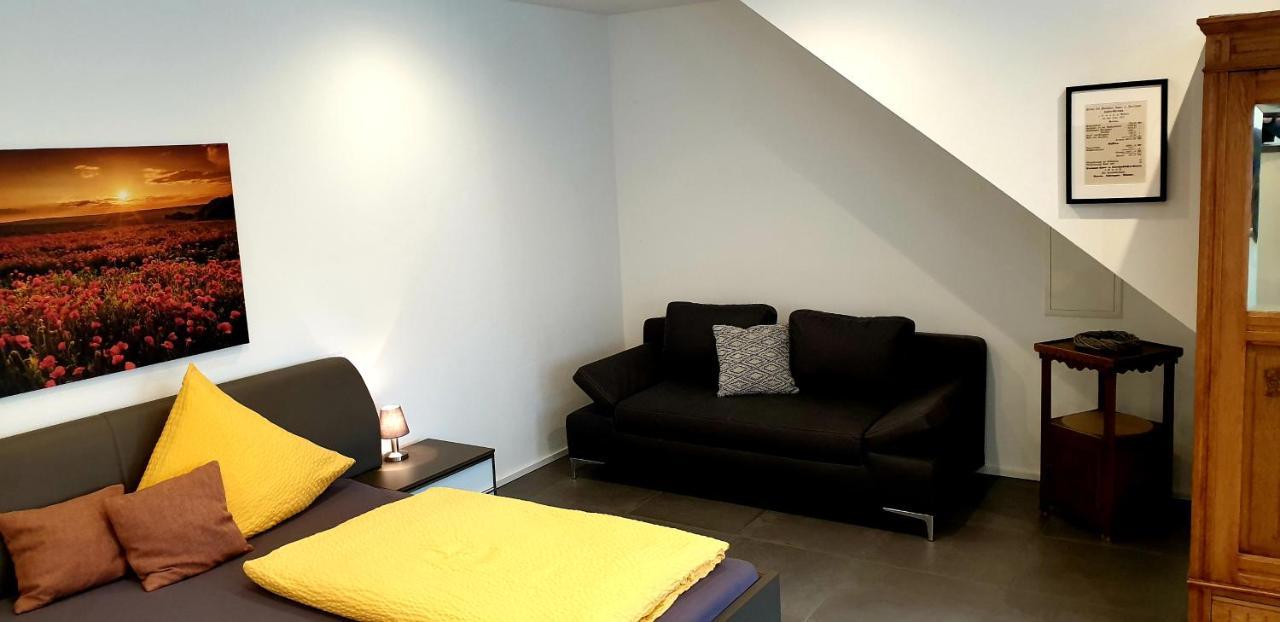 Platten Weingut U. Gaestehaus Becker מראה חיצוני תמונה